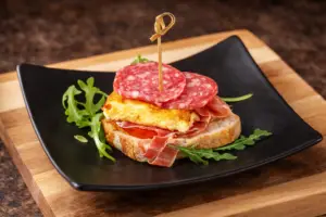 Pintxos de Jamón Serrano y Tortilla Española - 3 piezas